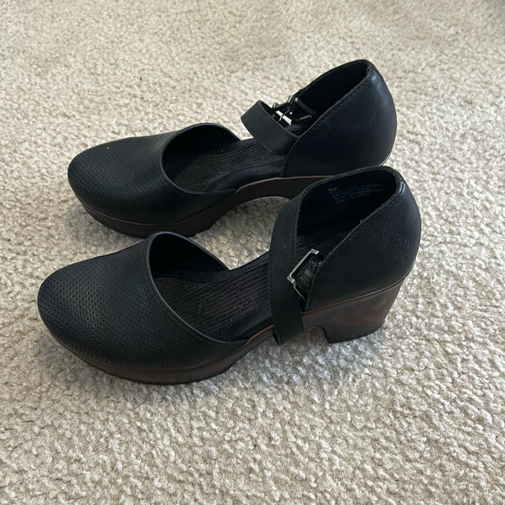 B.O.C. Born Concept Gia Clog black women’s shoes size 9